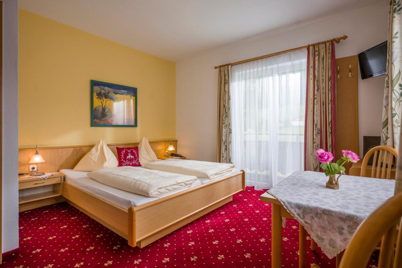 Hotel Alpenhof เวสเทนดอร์ฟ ภายนอก รูปภาพ